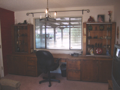 Desk/work area